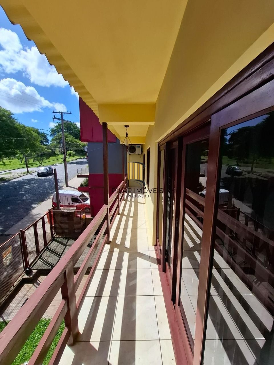 Casa 4 dormitórios no bairro Vila Nova