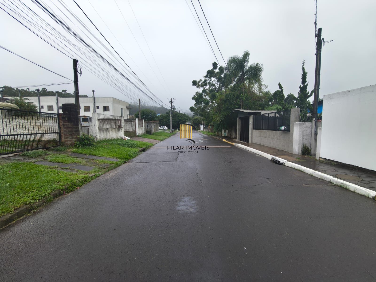 Oportunidade Imperdível - Terreno com 3 casas no Bairro Serraria Porto Alegre/RS