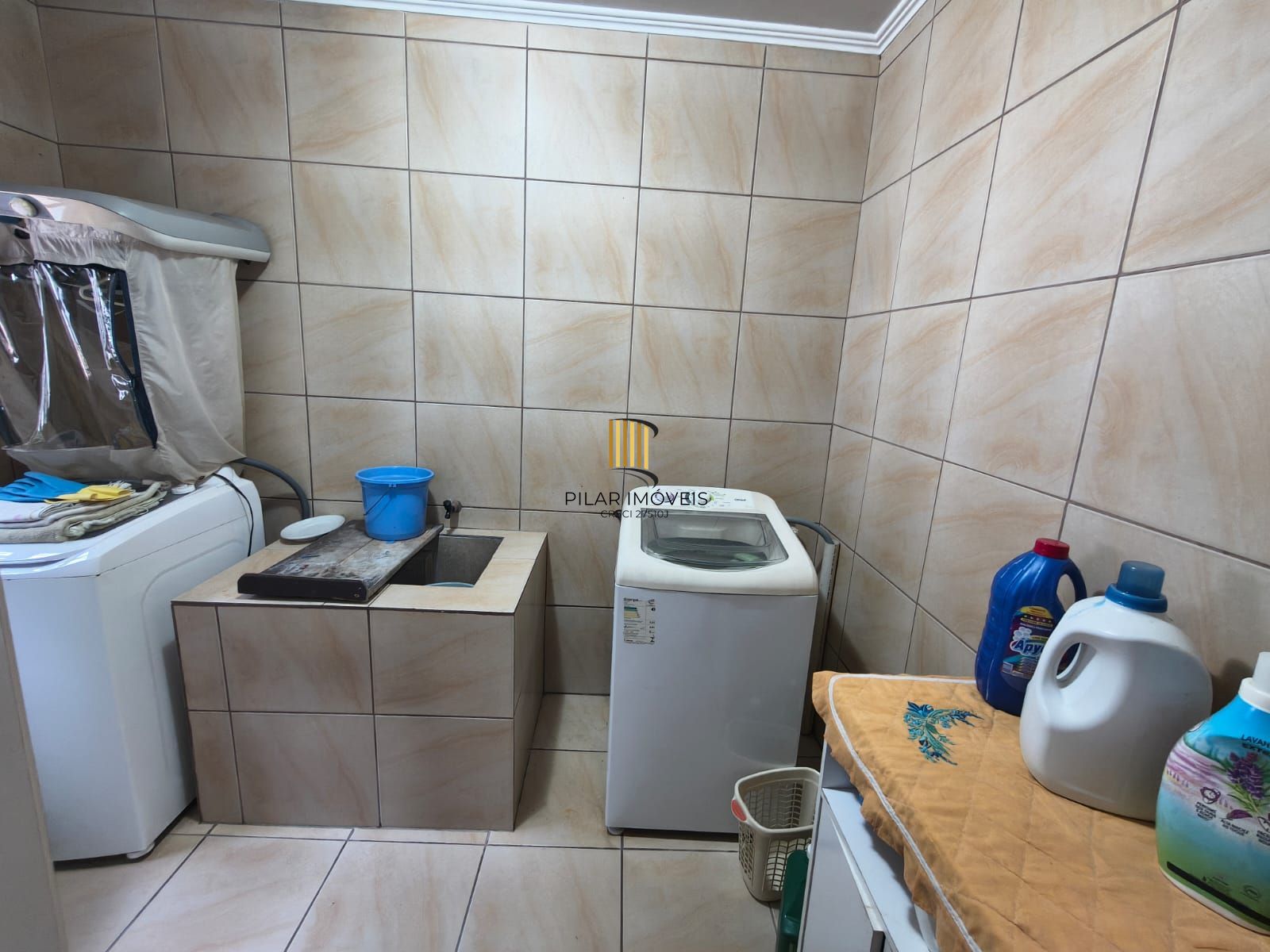 Casa a Venda Av Juca Batista - Porto Alegre/RS