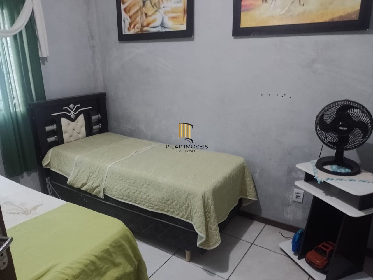 Casa no Bairro Ponta Grossa com terreno medindo 10x30.