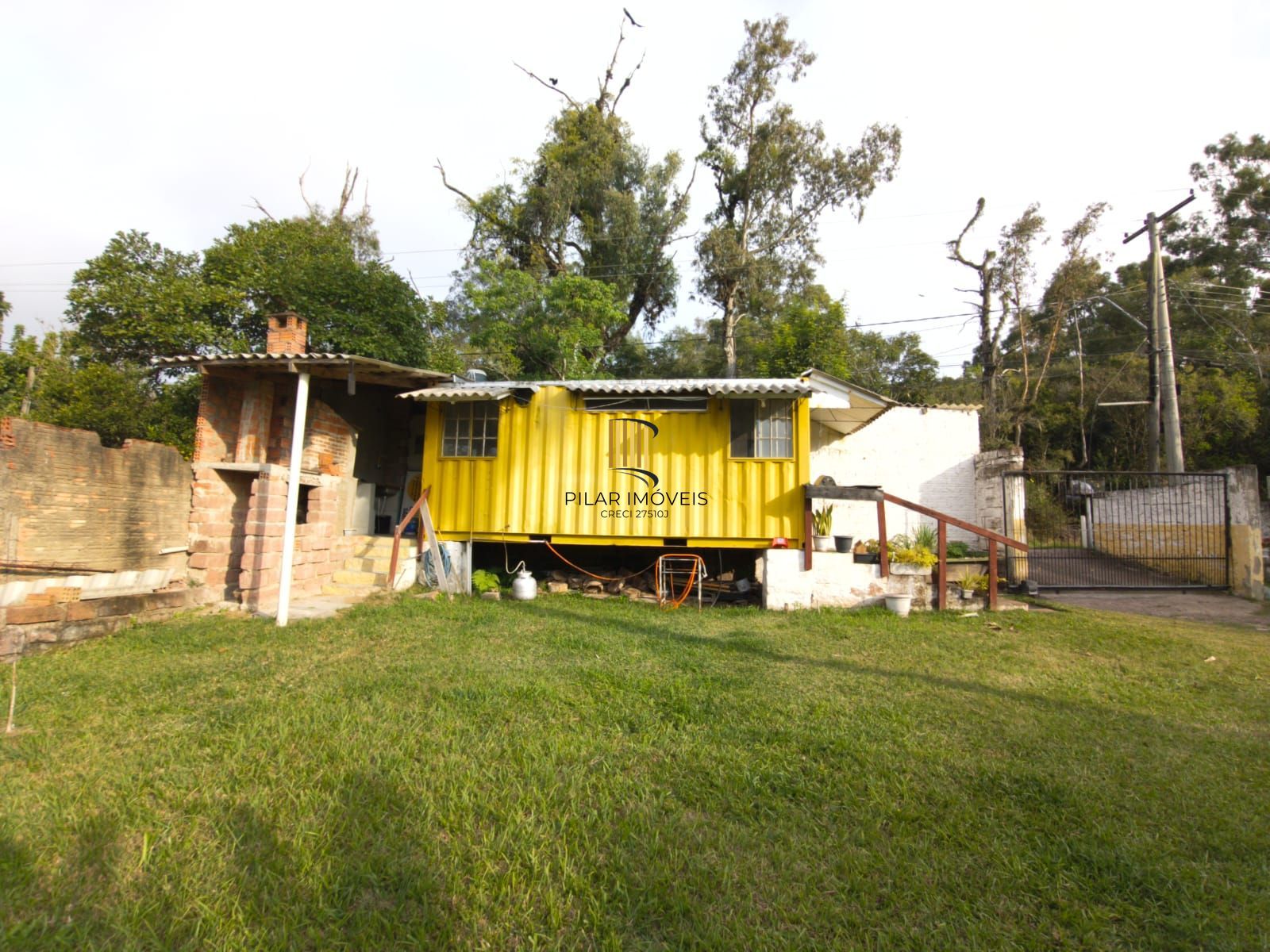 Terreno medindo 1.296m² no bairro Ponta Grossa - Porto Alegre/RS