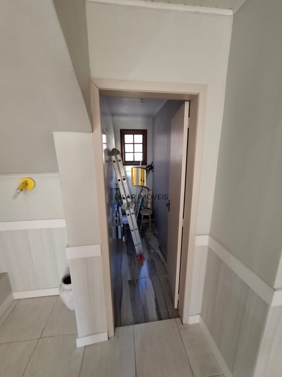 Casa 4 dormitórios no bairro Vila Nova
