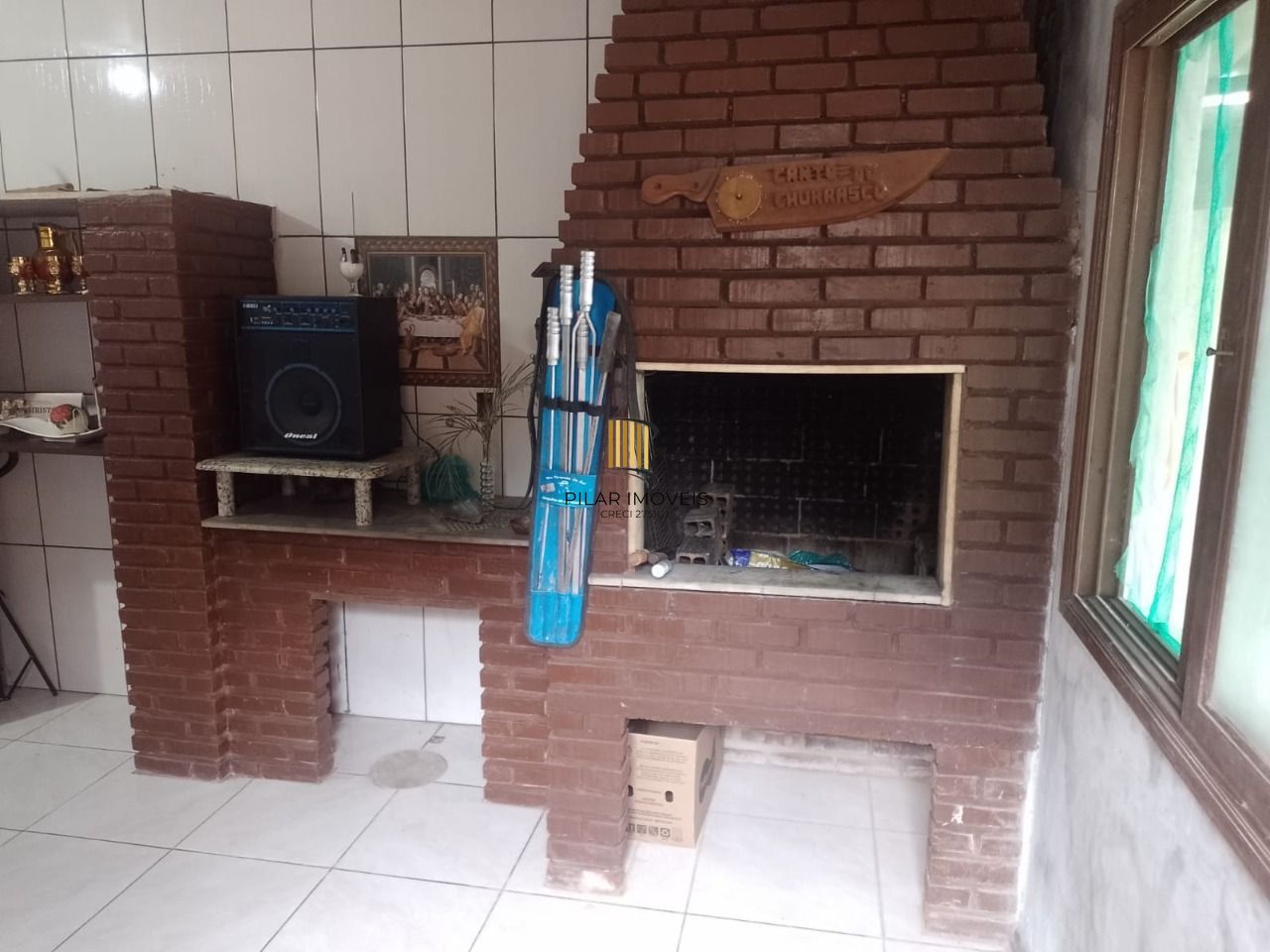 Casa no Bairro Ponta Grossa com terreno medindo 10x30.