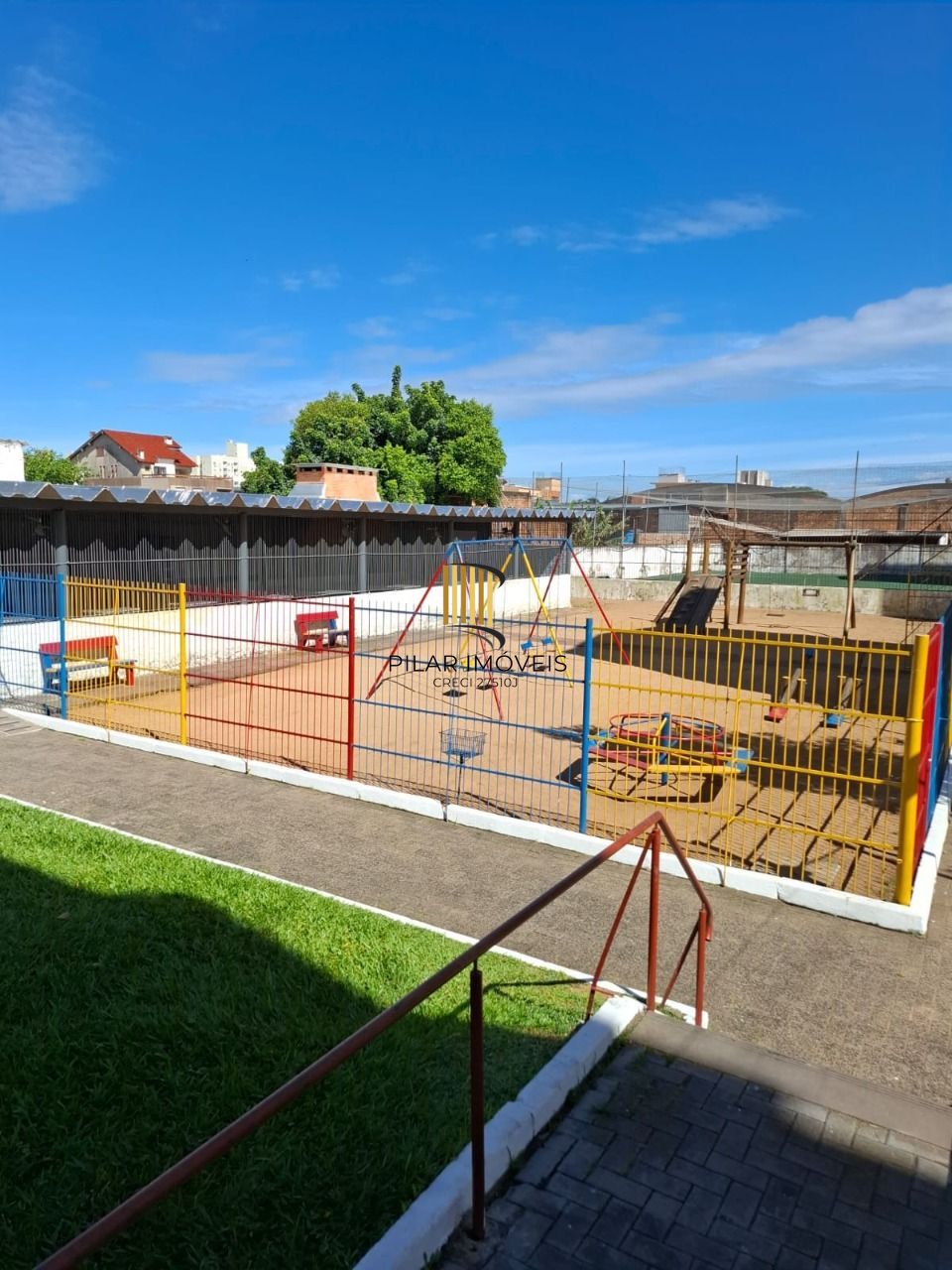 Apartamento Bairro Camaquã 2 dormitórios