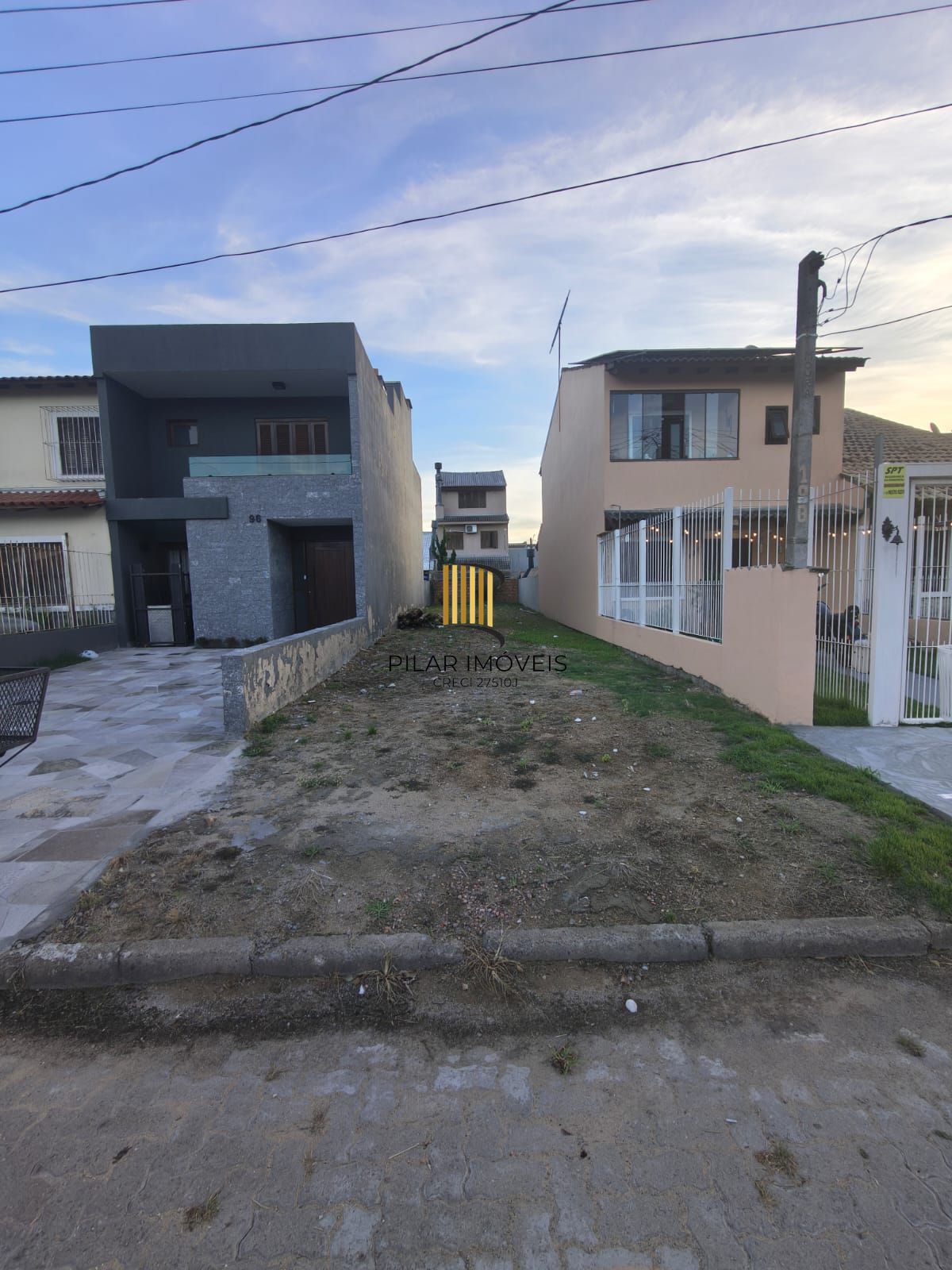 Terreno medindo 5x25 no bairro Aberta dos Morros - Porto Alegre/RS