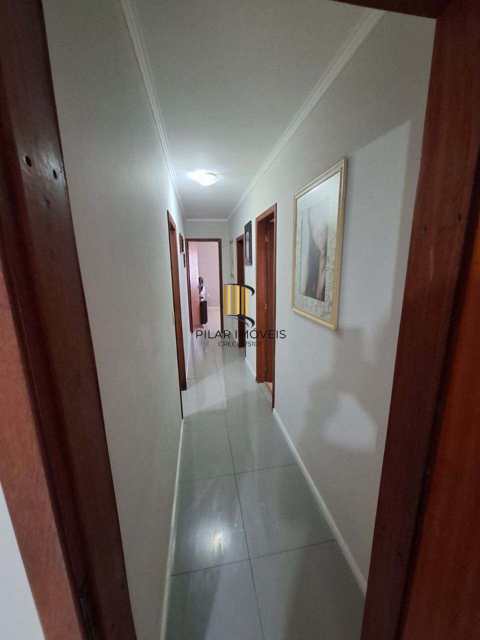 Casa 4 dormitórios no bairro Vila Nova