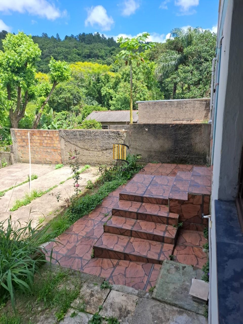 Casa com Excelente Localização - Próxima à Avenida Edgar Pires de Castro.