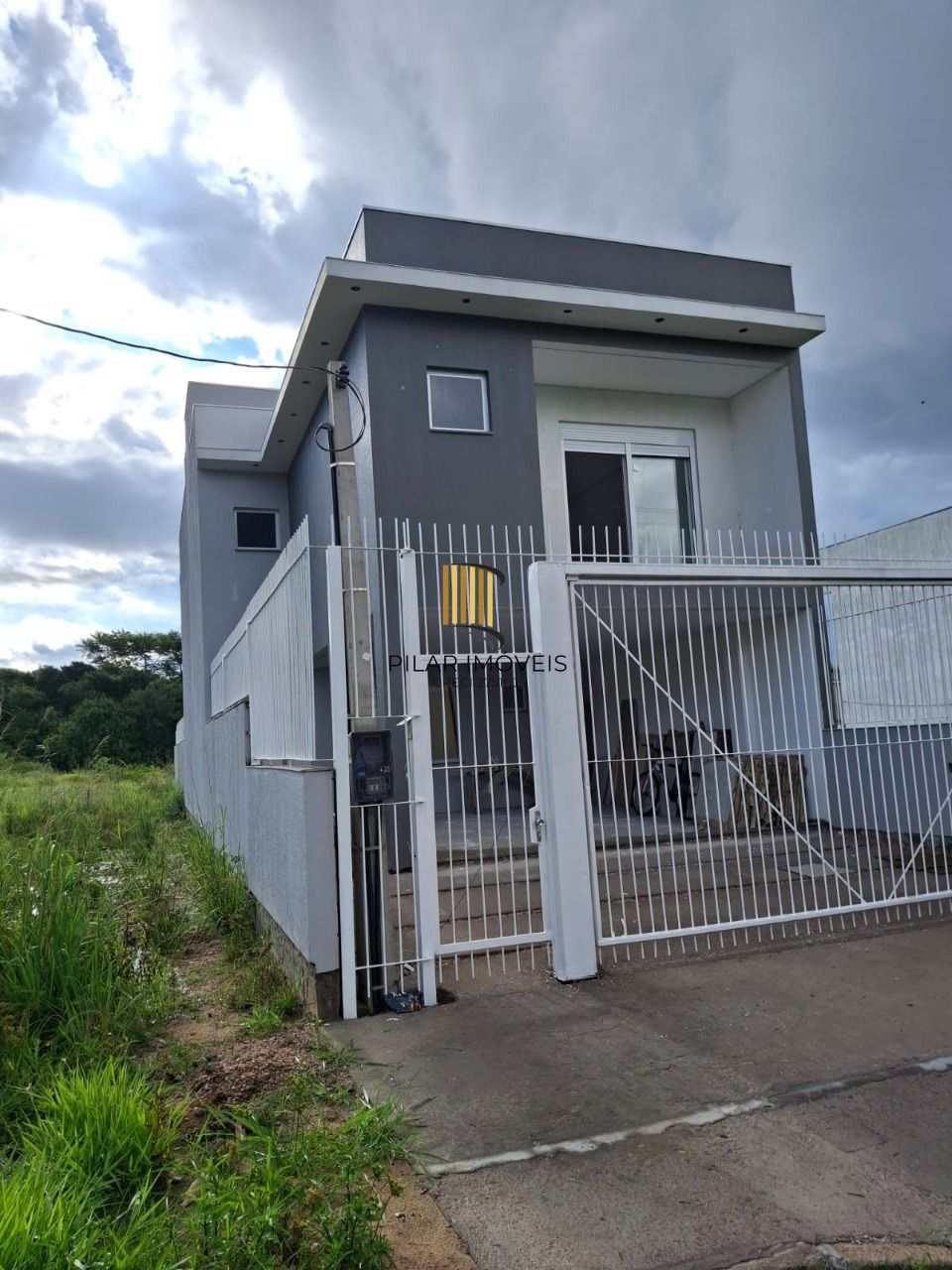 Casa 3 dormitórios no bairro Espírito Santo