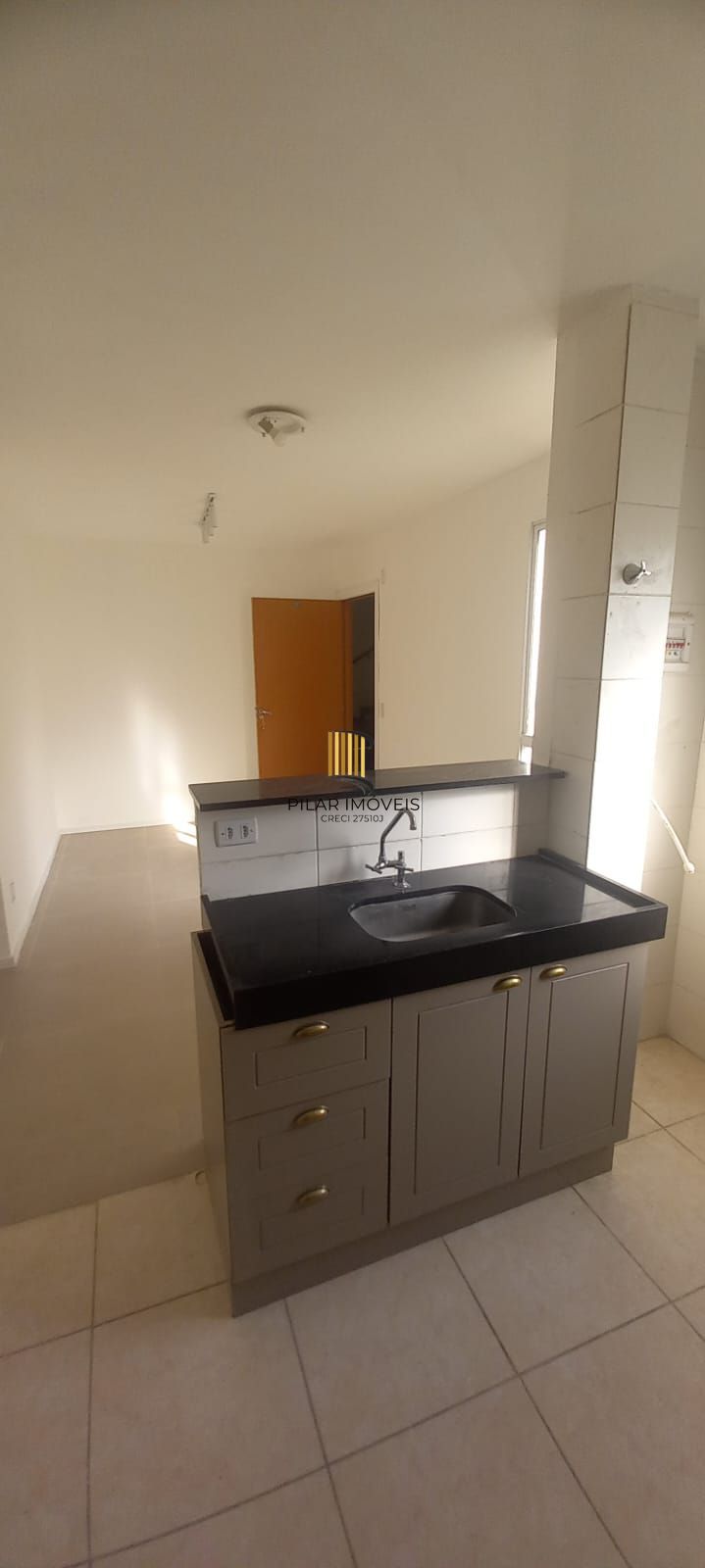 Apartamento a Venda 2 Dormitórios Semi Mobiliado Porto Alegre/RS