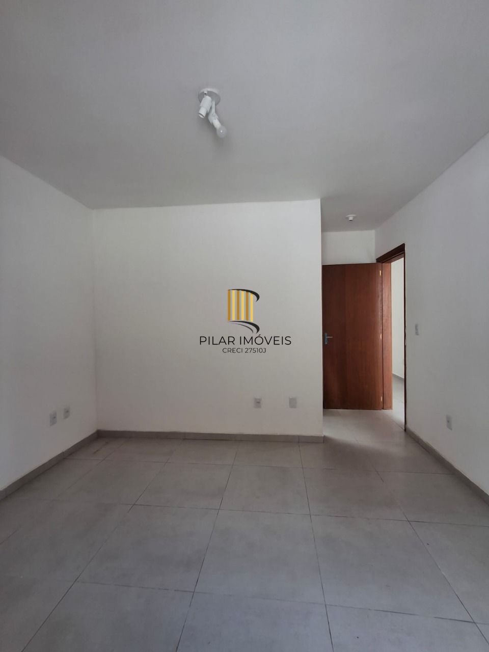 Casa para Venda - 79m², 2 dormitórios, sendo 1 suites, 1 vaga - Aberta dos Morros