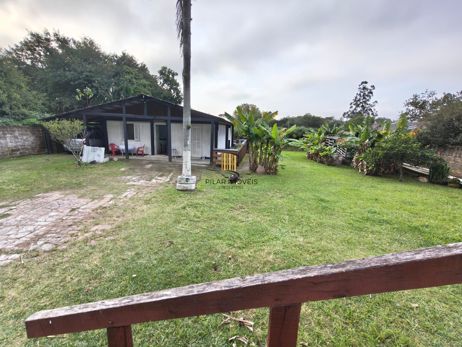 Terreno medindo 1.296m² no bairro Ponta Grossa - Porto Alegre/RS