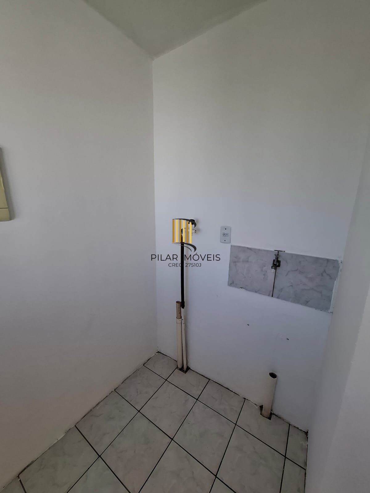 Apartamento 1 dormitório com Sacada Bairro Restinga - Financiado