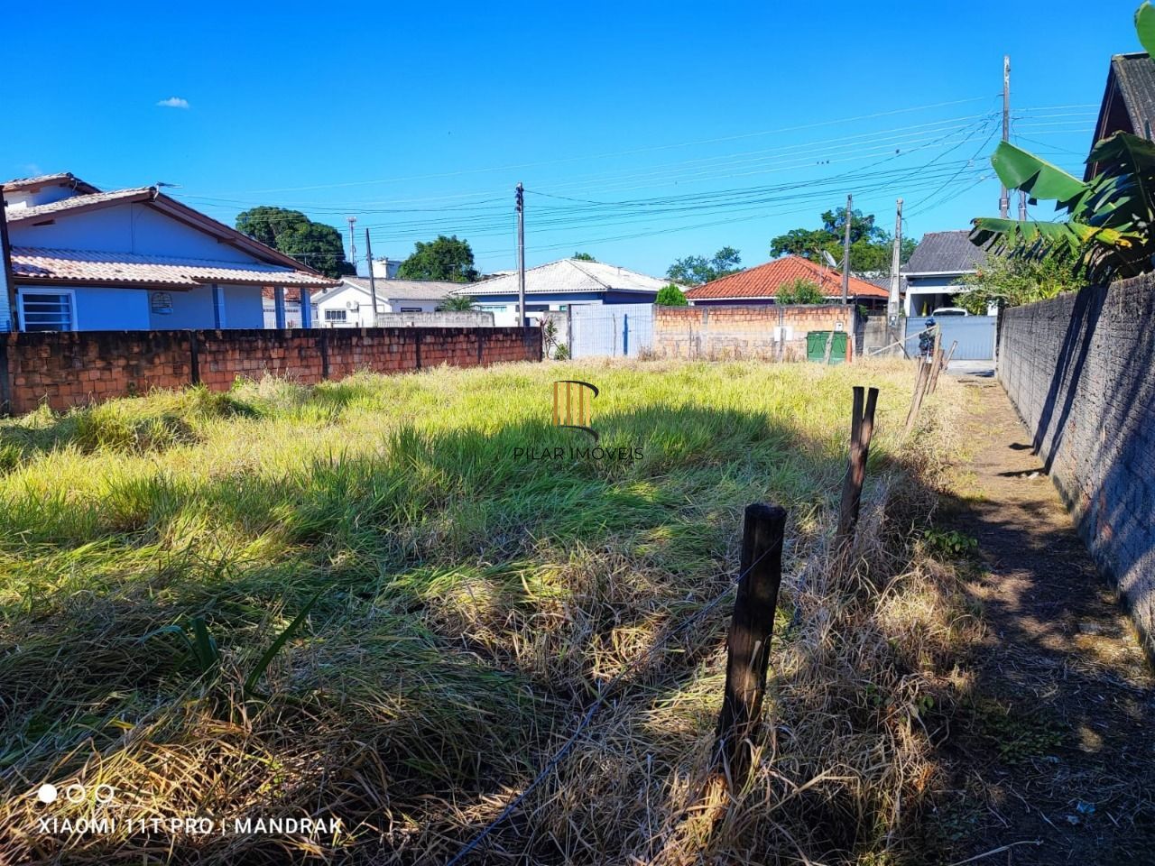 Terreno no bairro Aririú da Formiga