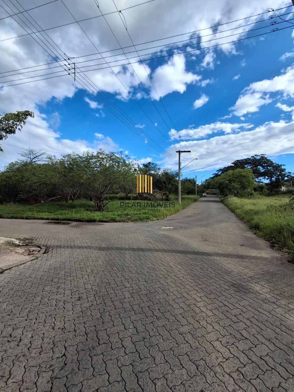 Casa 3 dormitórios no bairro Espírito Santo