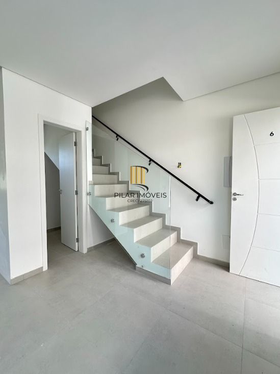 Casa de Condomínio 3 dormitórios no bairro Nova Palhoça