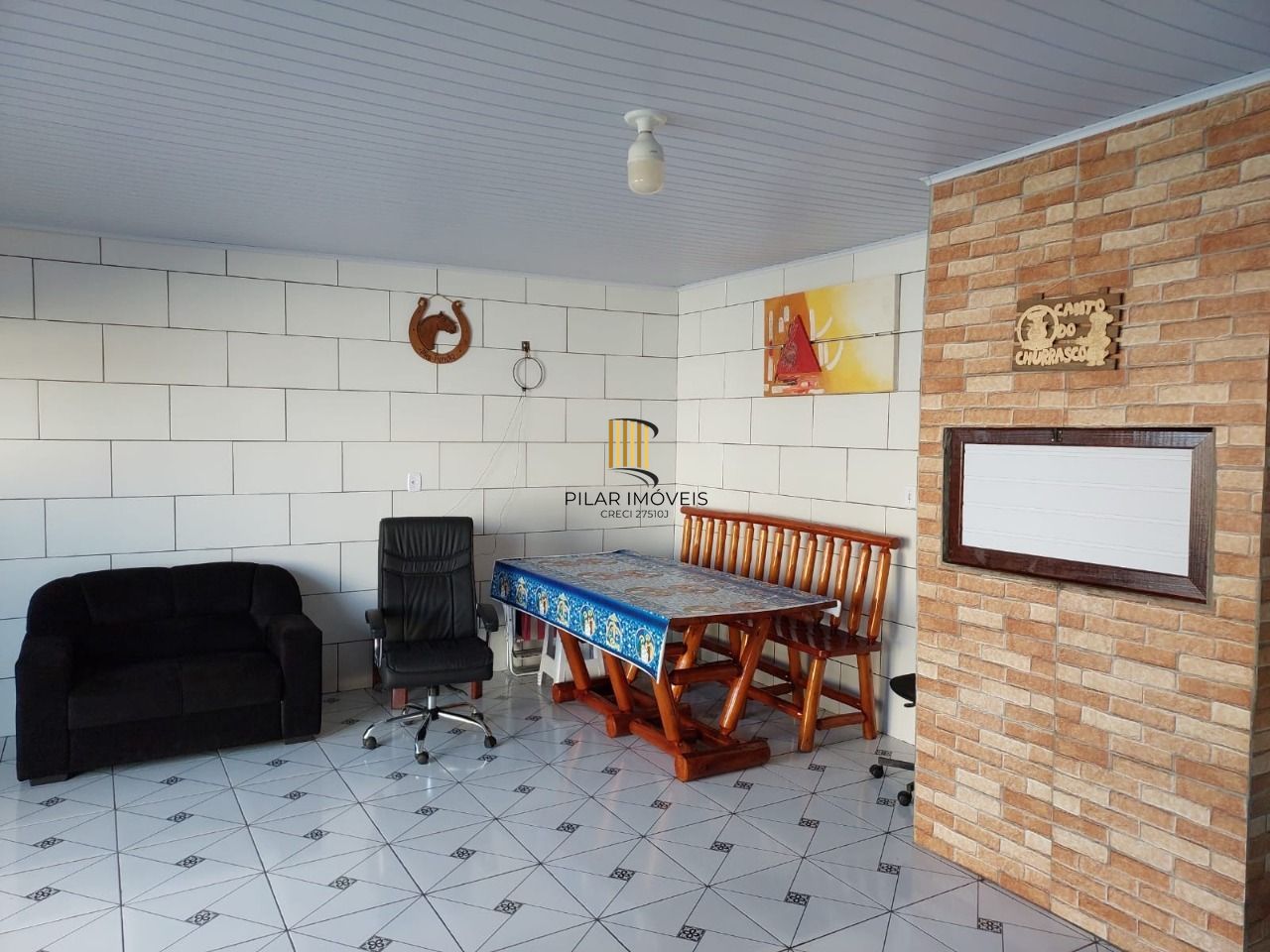 Casa à venda, com piscina em Arroio do Silva, SC