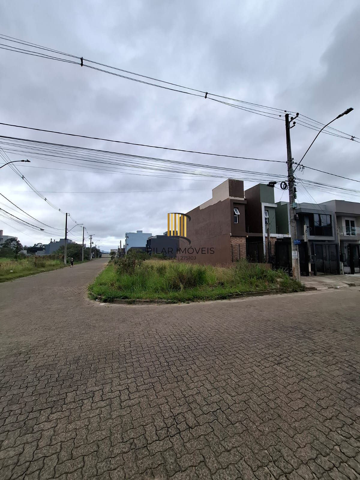 Terreno de Esquina - Próximo ao Zaffari Hípica Porto Alegre/RS - Pilar Imóveis