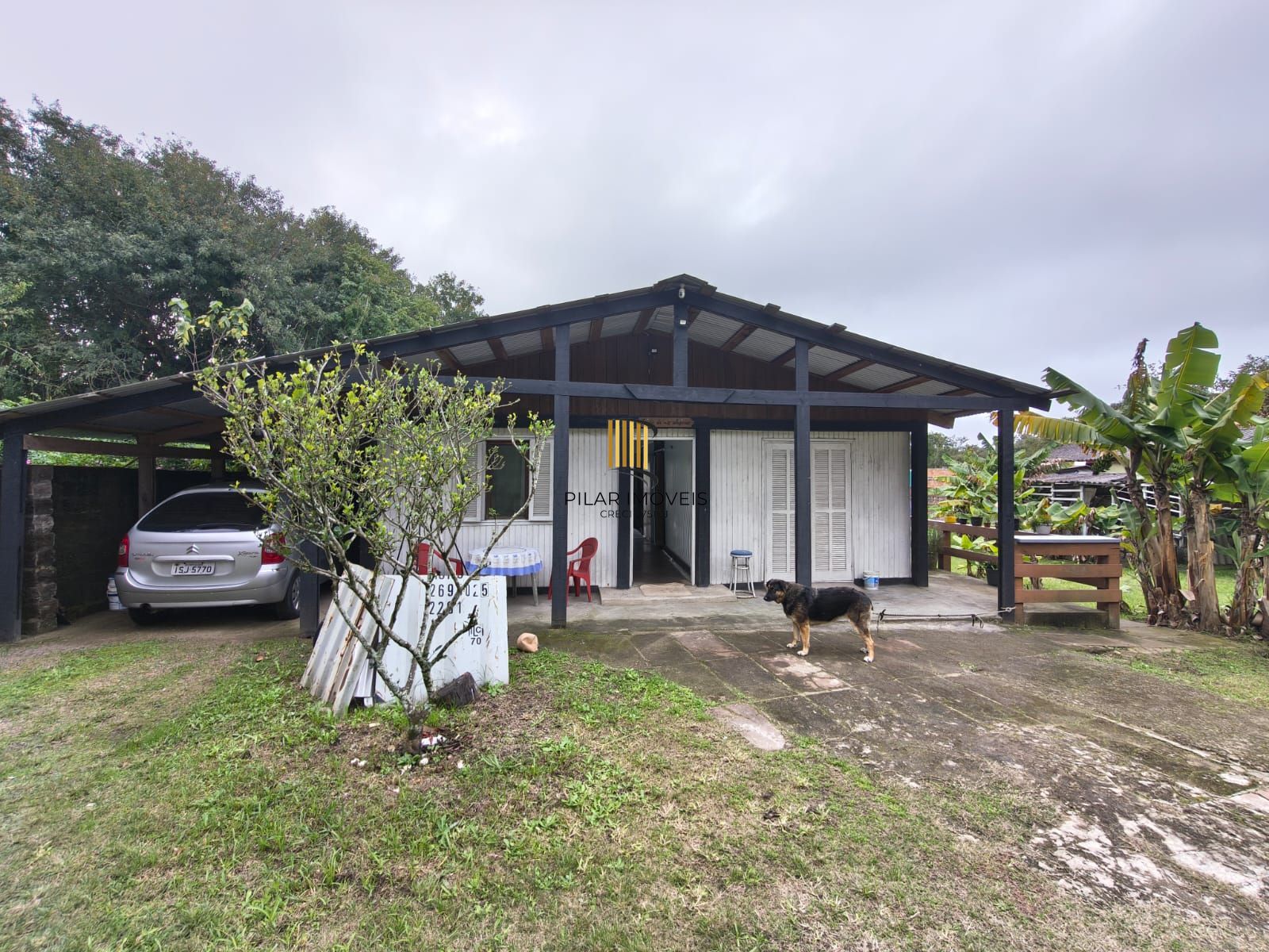 Terreno medindo 1.296m² no bairro Ponta Grossa - Porto Alegre/RS