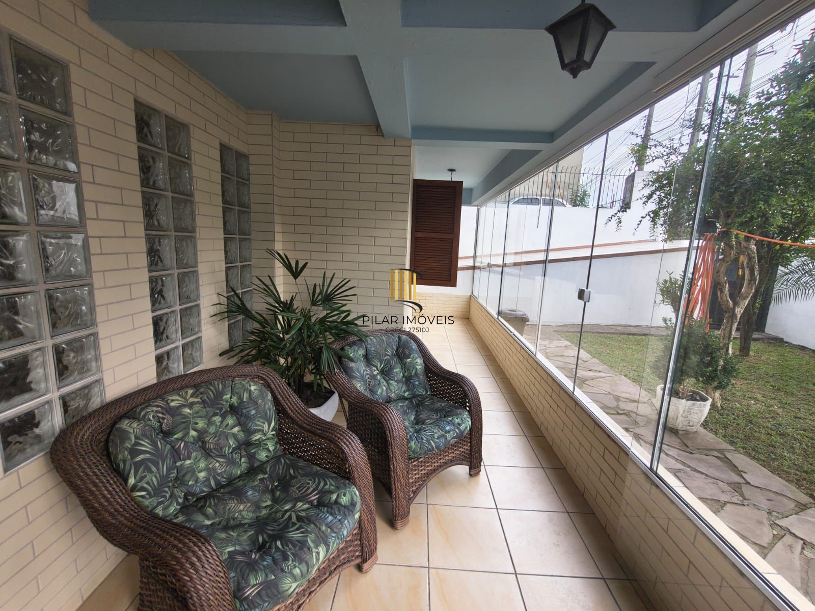 Casa a Venda Av Juca Batista - Porto Alegre/RS