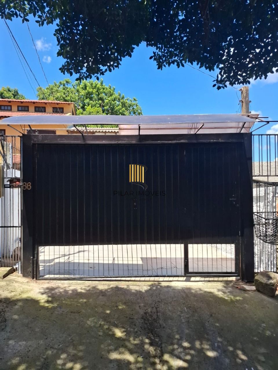 Casa 2 dormitórios no bairro Vila Nova