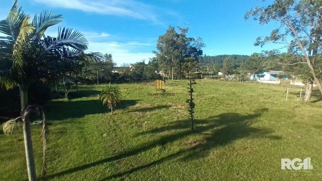 Sítio com 7.000m² no Parque Florestal Itapuã composto por dois terrenos, o primeiro medindo 3.420m² e o segundo 3.562,50m² Uma excelente opção para quem busca tranquilidade mesmo dentro da cidade.