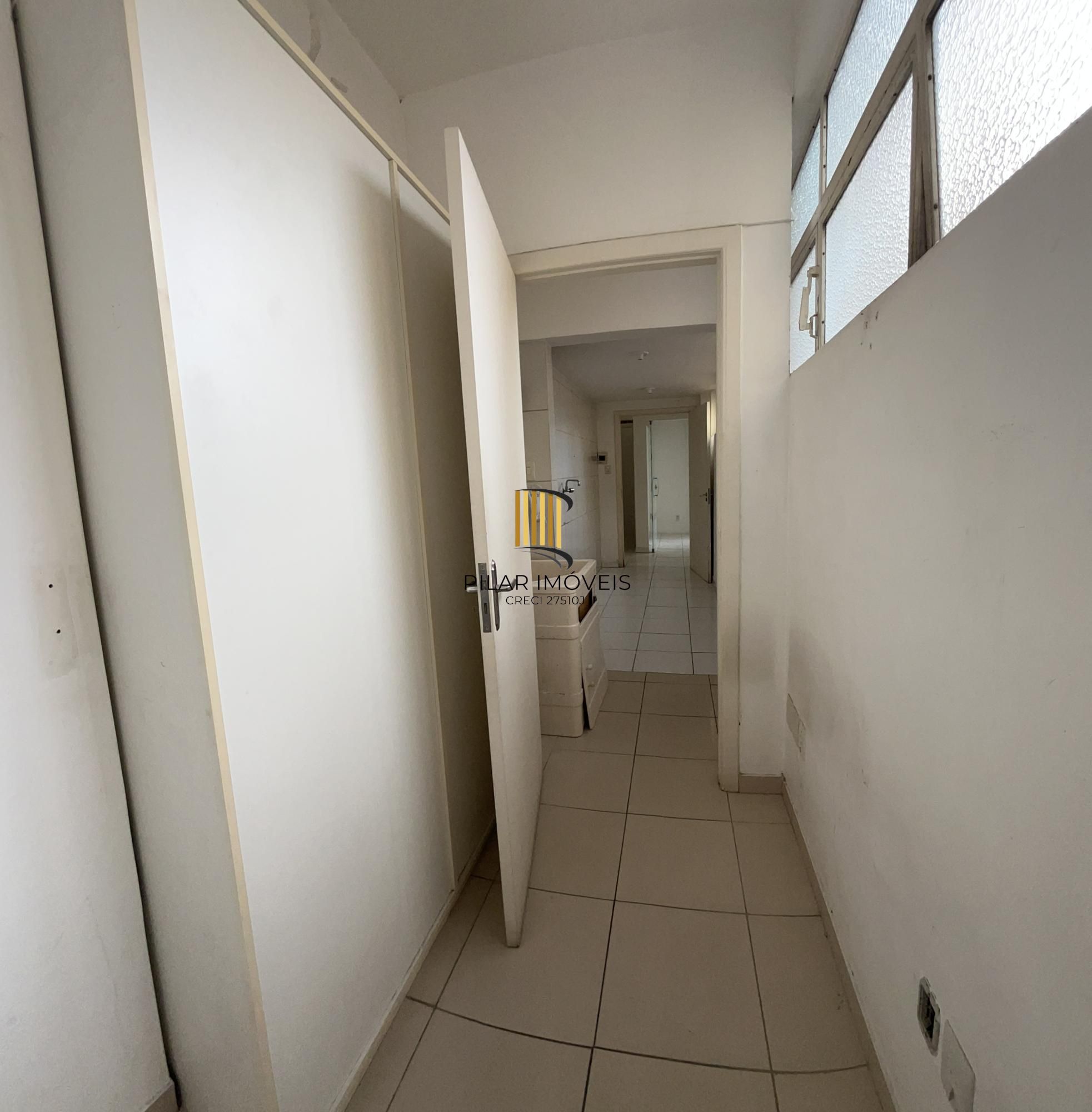 Excelente Oportunidade! Sala comercial para venda no centro de Porto Alegre.