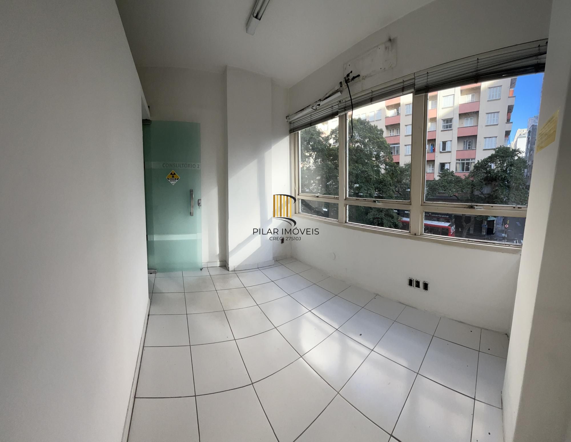 Excelente Oportunidade! Sala comercial para venda no centro de Porto Alegre.