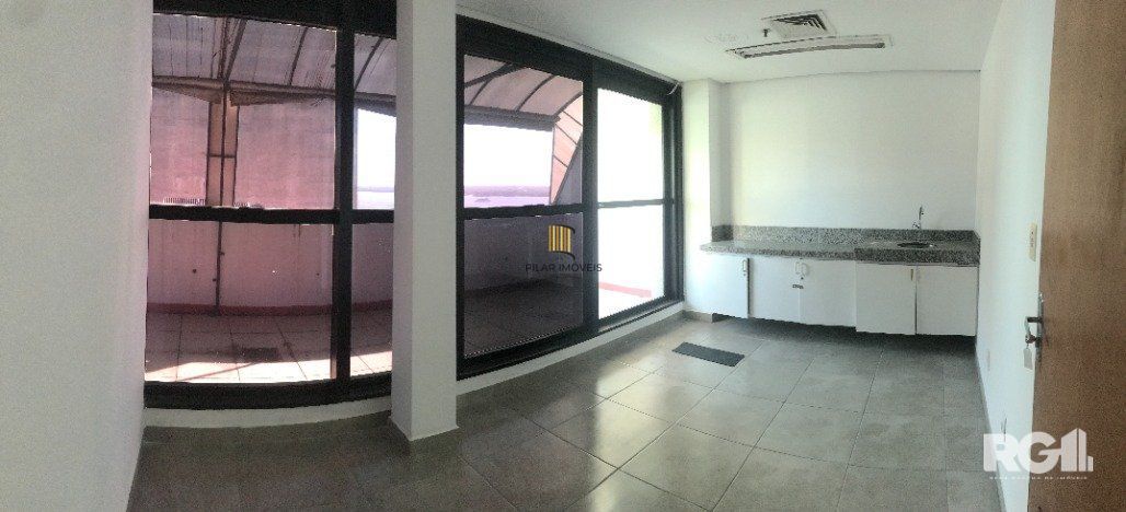Sala comercial espaçosa, com uma vista deslumbrante para o Guaíba