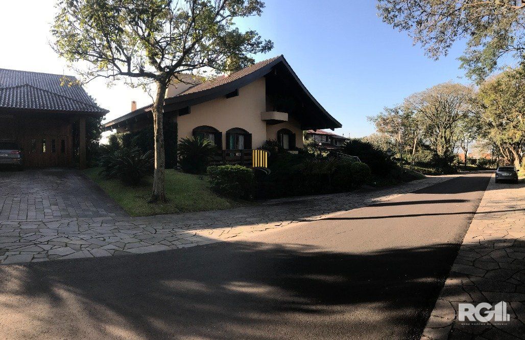 Casa de Condomínio 3 dormitórios no bairro Cavalhada - Pilar Imóveis
