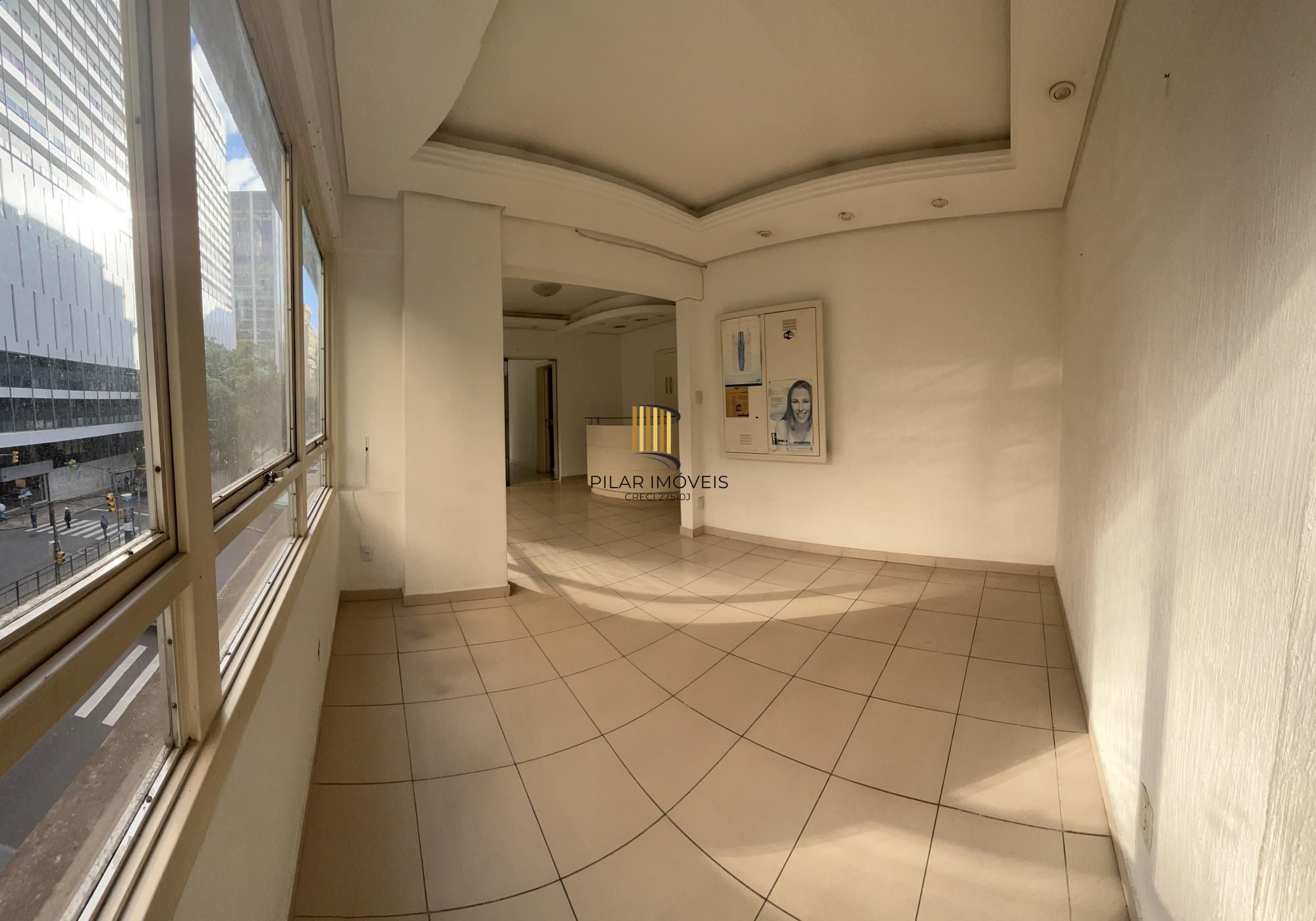 Excelente Oportunidade! Sala comercial para venda no centro de Porto Alegre.