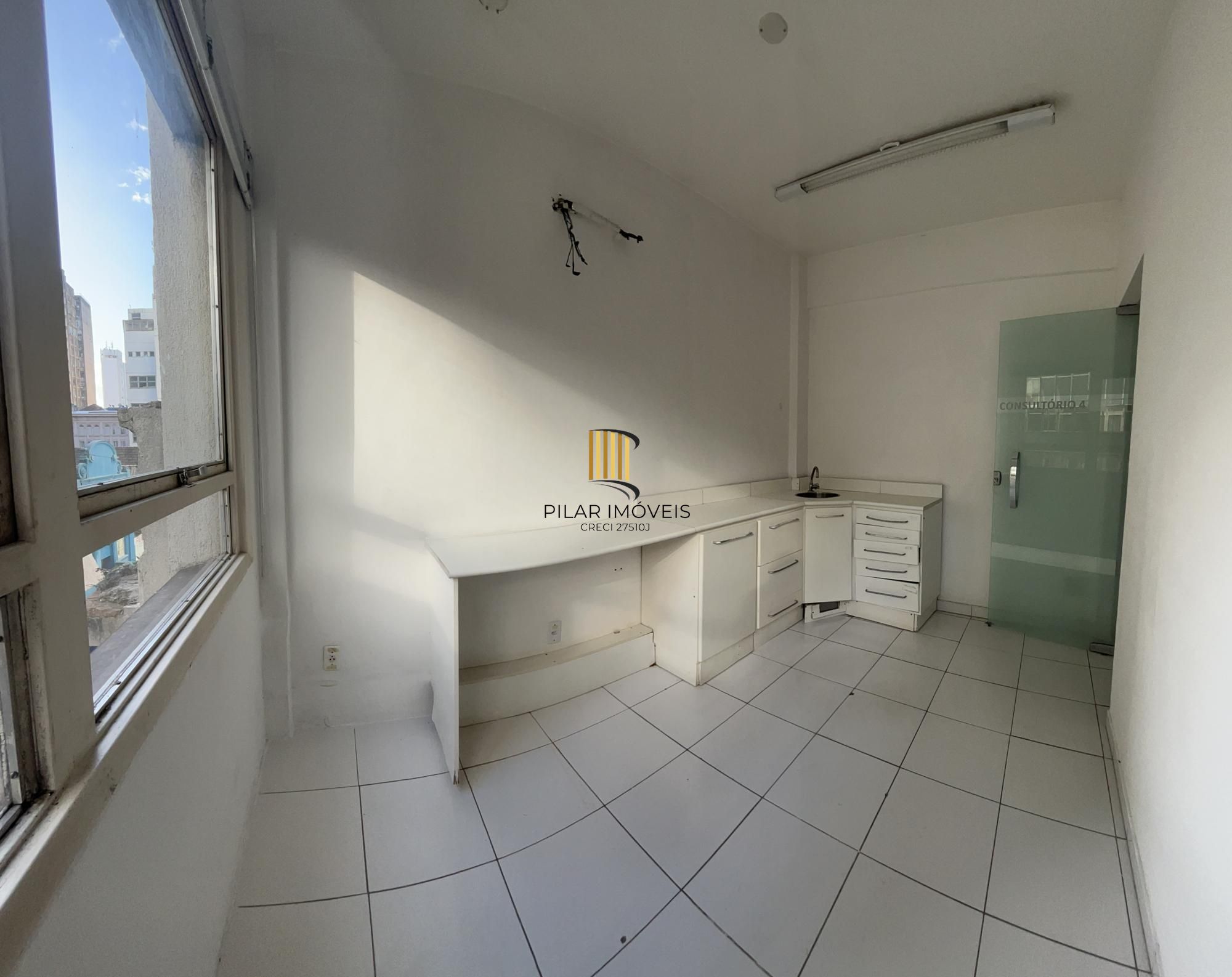 Excelente Oportunidade! Sala comercial para venda no centro de Porto Alegre.