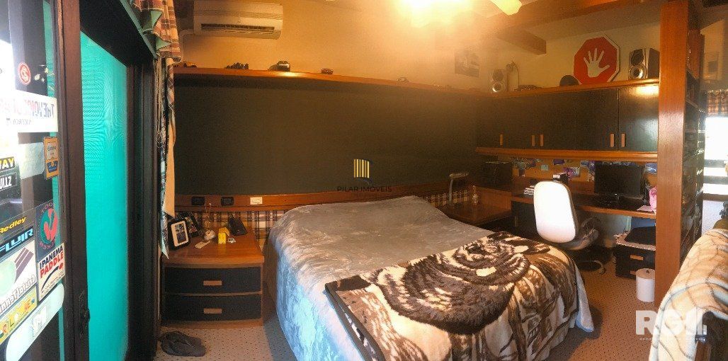 Casa de Condomínio 3 dormitórios no bairro Cavalhada