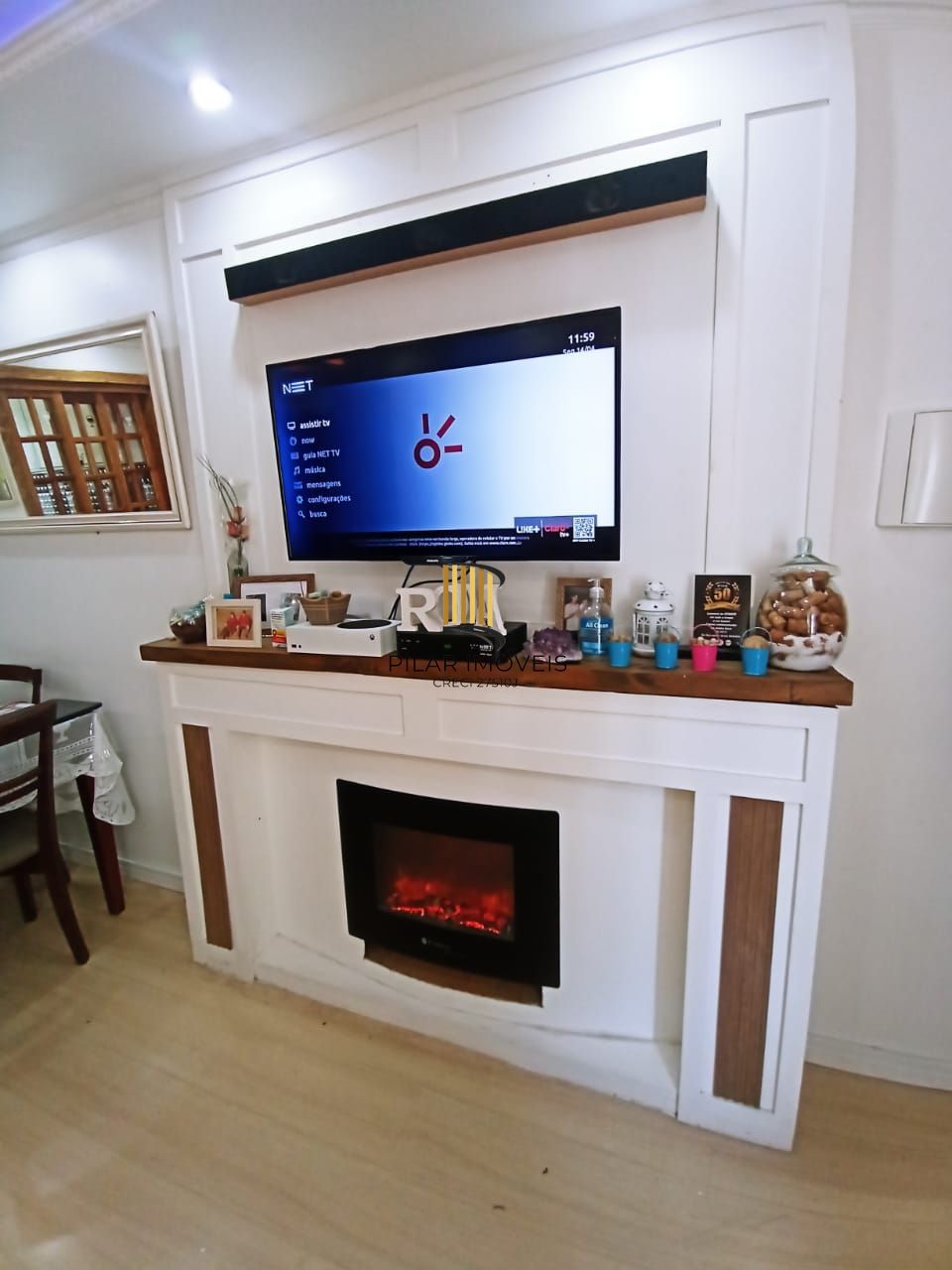 Apartamento com 2 Quartos,com box,no Bairro Humaitá