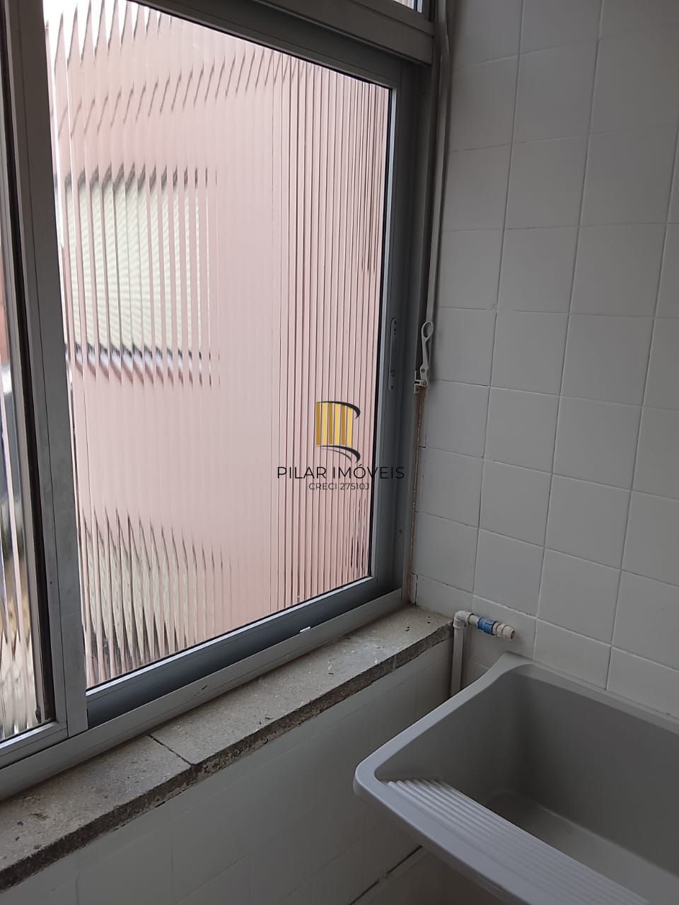 Excelente apto 2 dormitório recém reformado, vaga coberta e fechada - Vila Ipiranga