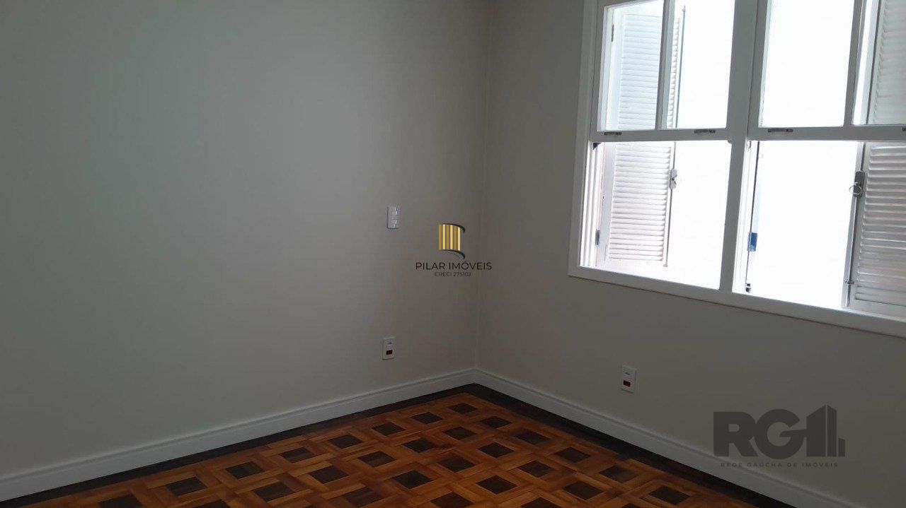 Apartamento 2 dormitórios no bairro Azenha