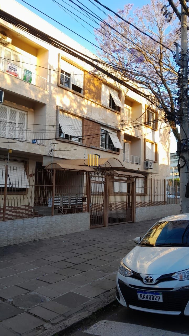 Amplo apartamento de frente de 2 quartos,com sacada,churrasqueira na cozinha
