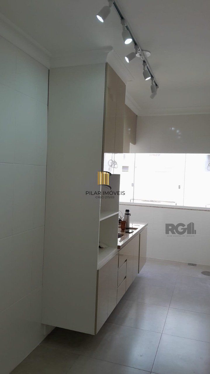Apartamento 2 dormitórios no bairro Azenha