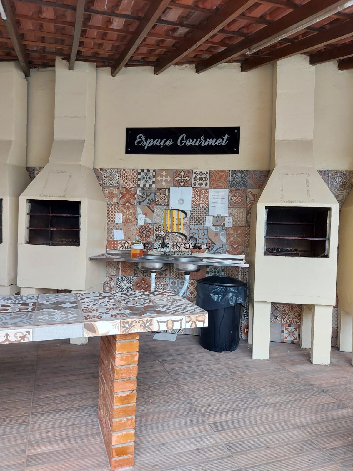 Apto 2D, com vaga, recém reformado, lindo, ocupado, Melhor preço do Sarandi, Porto Alegre!