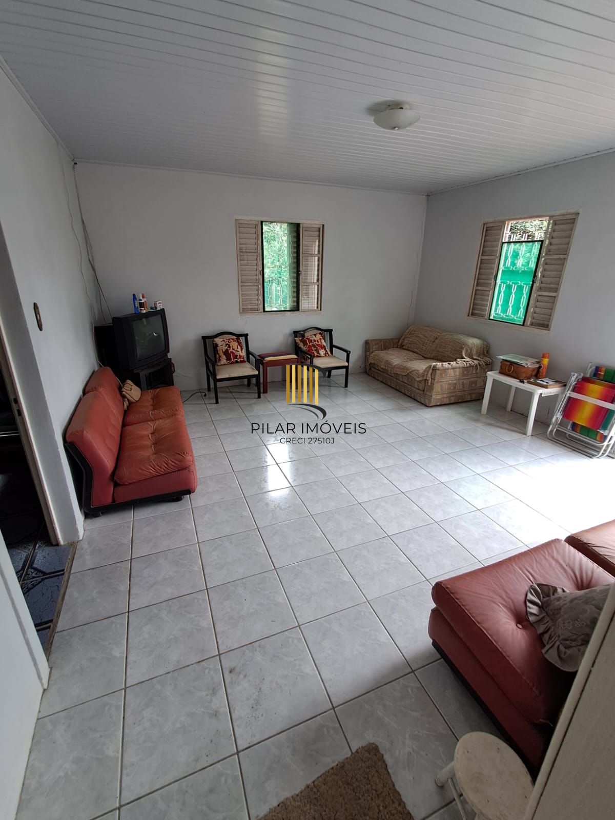 Sítio à Venda com 1390m² e 3 dormitórios,sendo 1 suíte, por R$ 198.000