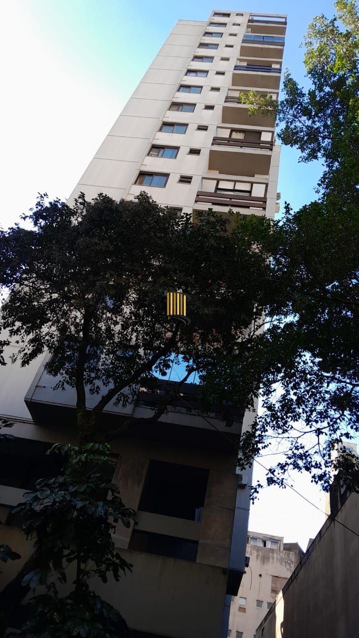 Ótimo apartamento 1 quarto,andar alto com sacada, na Fernando machado - Pilar Imóveis