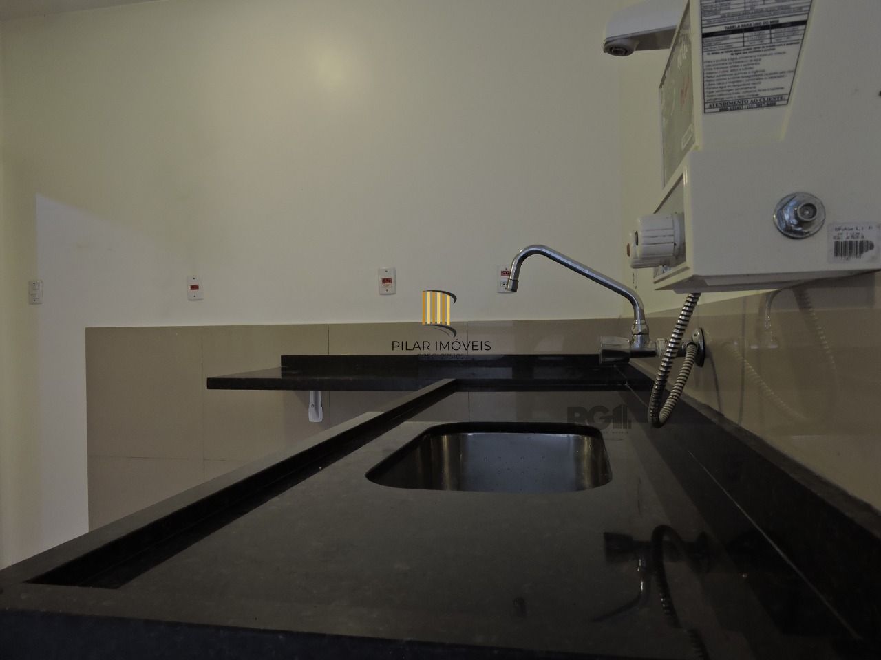 Apartamento para Venda - 58.6m², 2 dormitórios, Bairro Bom Fim