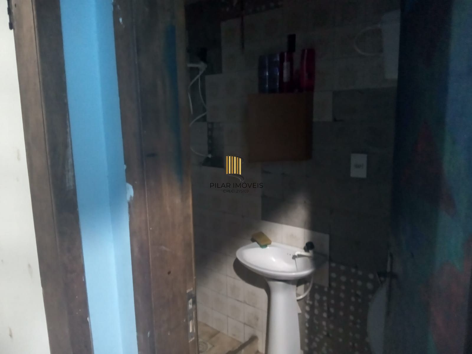 Oportunidade, casa sobrado, Humaitá e Farrapos. Porto Alegre - Preço baixo