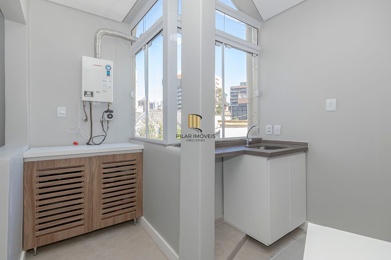 Apto 2dormitórios com 01suíte na Florencio Ygartua