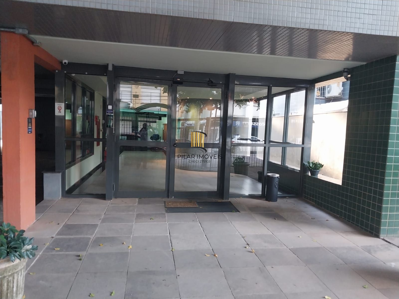Excelente Conjunto Comercial com BOX, Zona dos Tribunais. - Pilar Imóveis