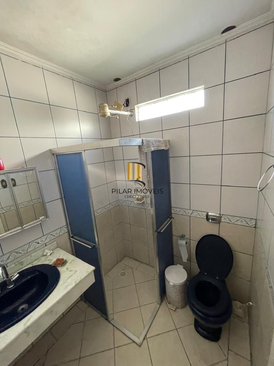 Casa 5 dormitórios no bairro Partenon