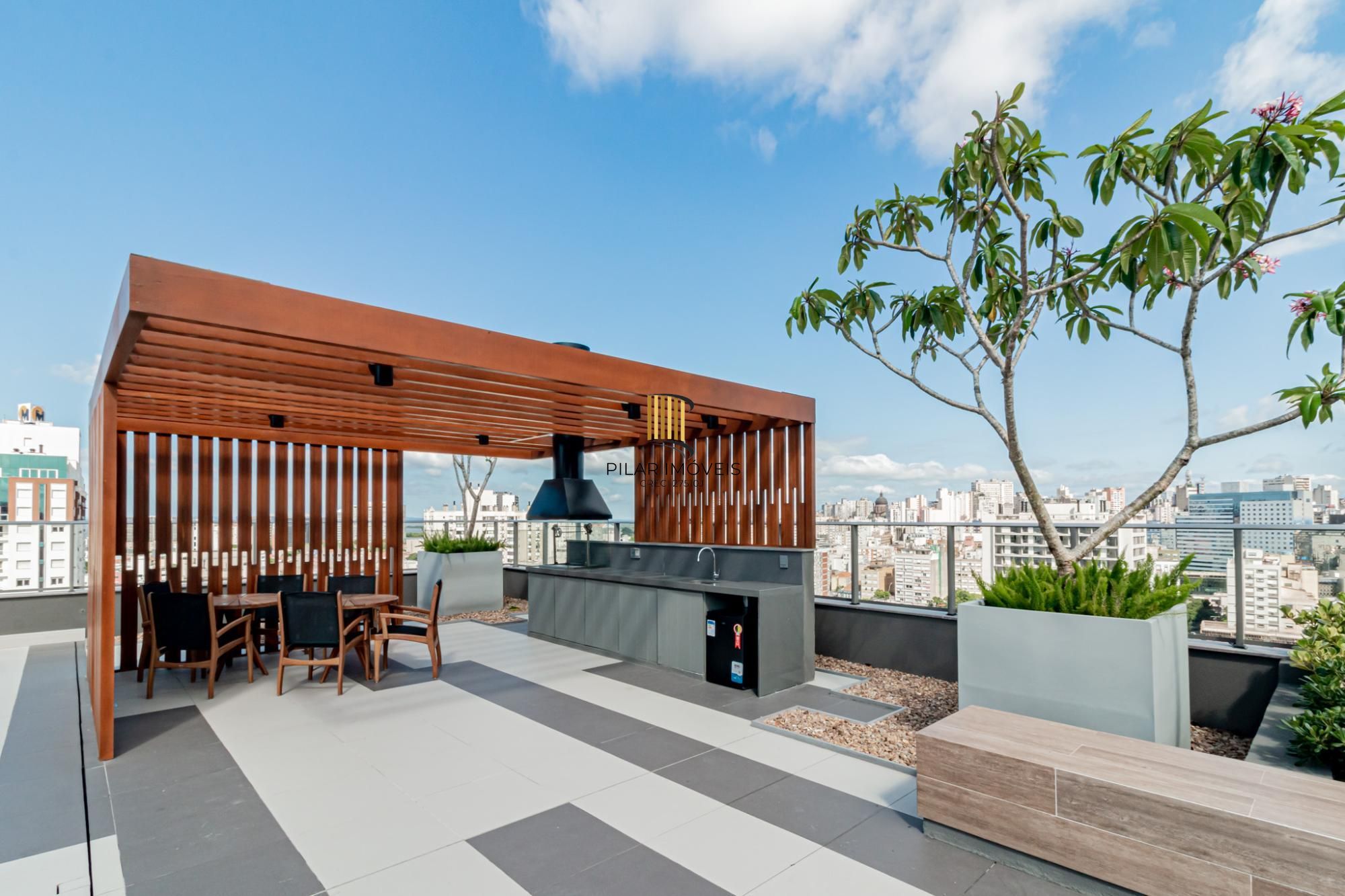 STUDIO ANDAR ALTO C BAIXA EM FRENTE A REDENÇÃO Porto Alegre