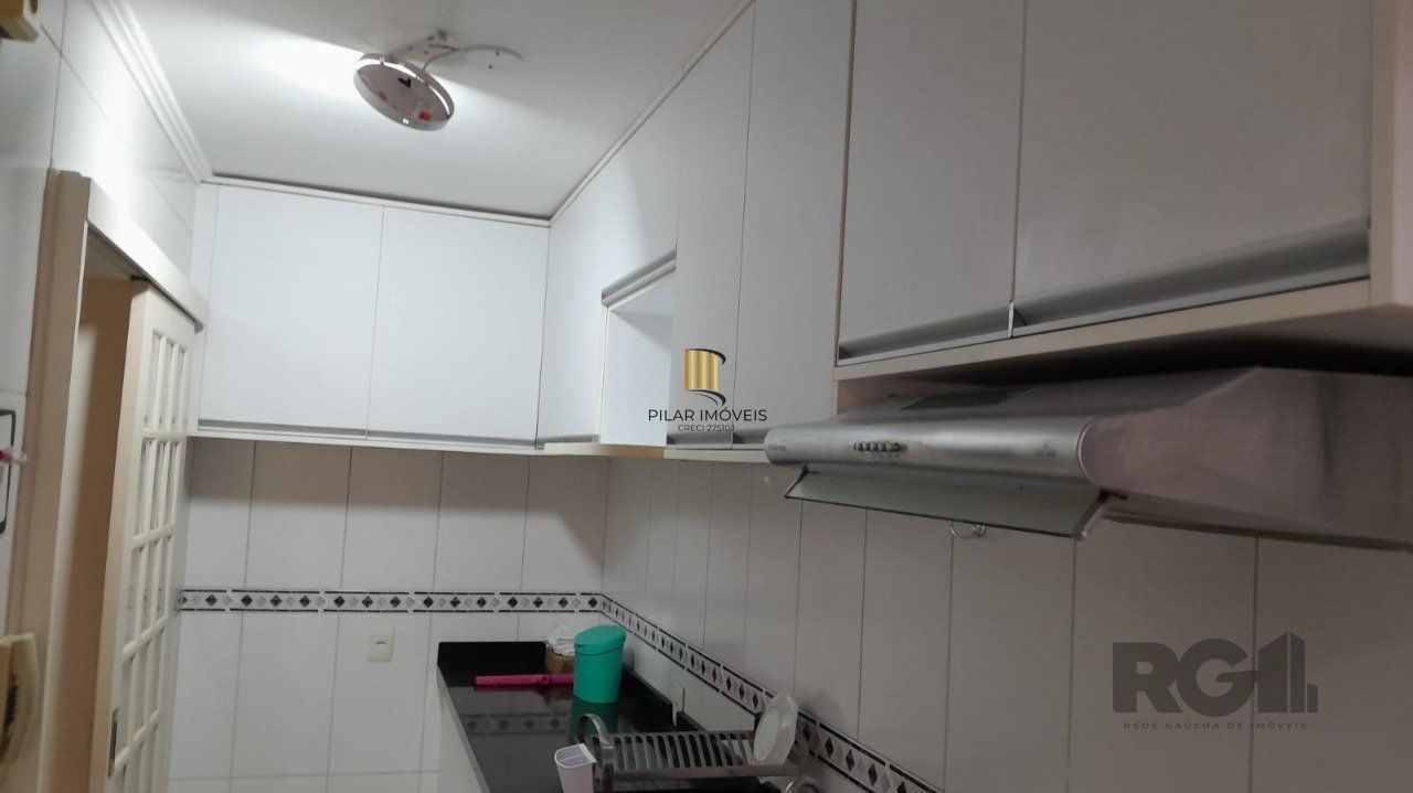 Apartamento 2 quartos,desocupado,silencioso, na Rua Lima e Silva