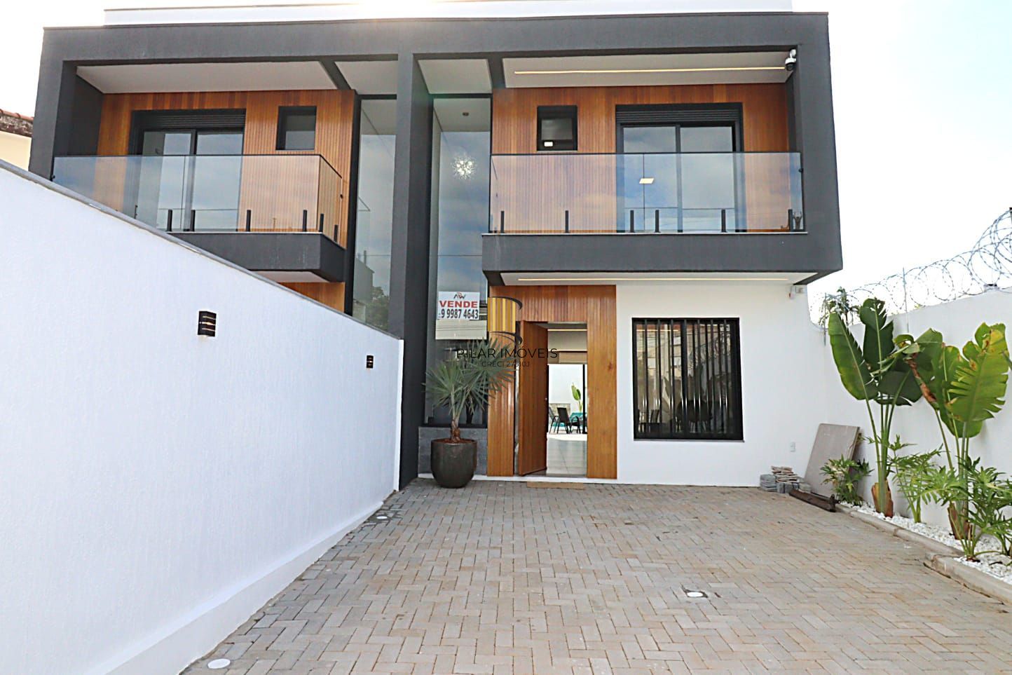 Casa 3 dormitórios no bairro São Sebastião