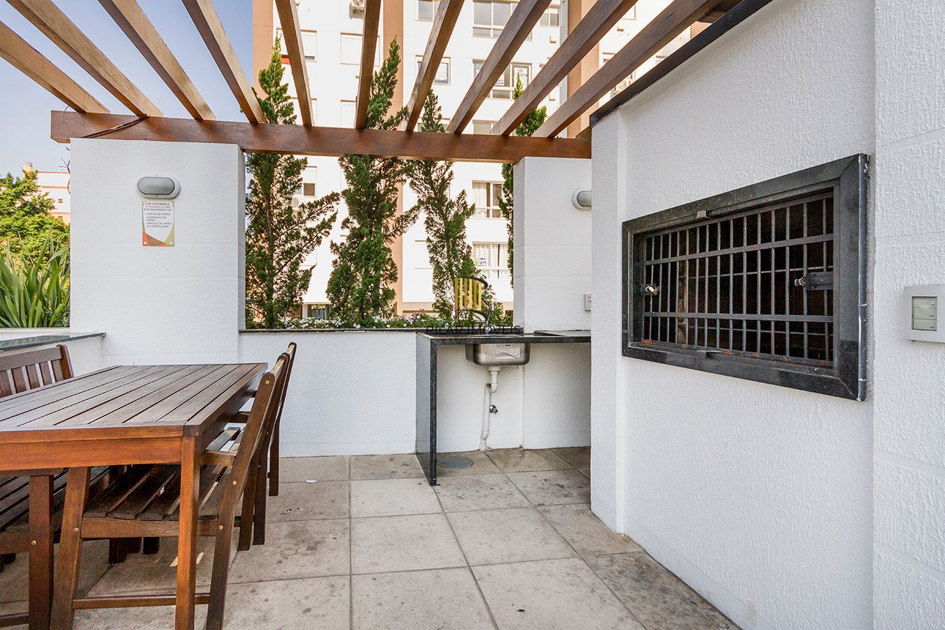 Belo Apartamento no Condominio Vergéis