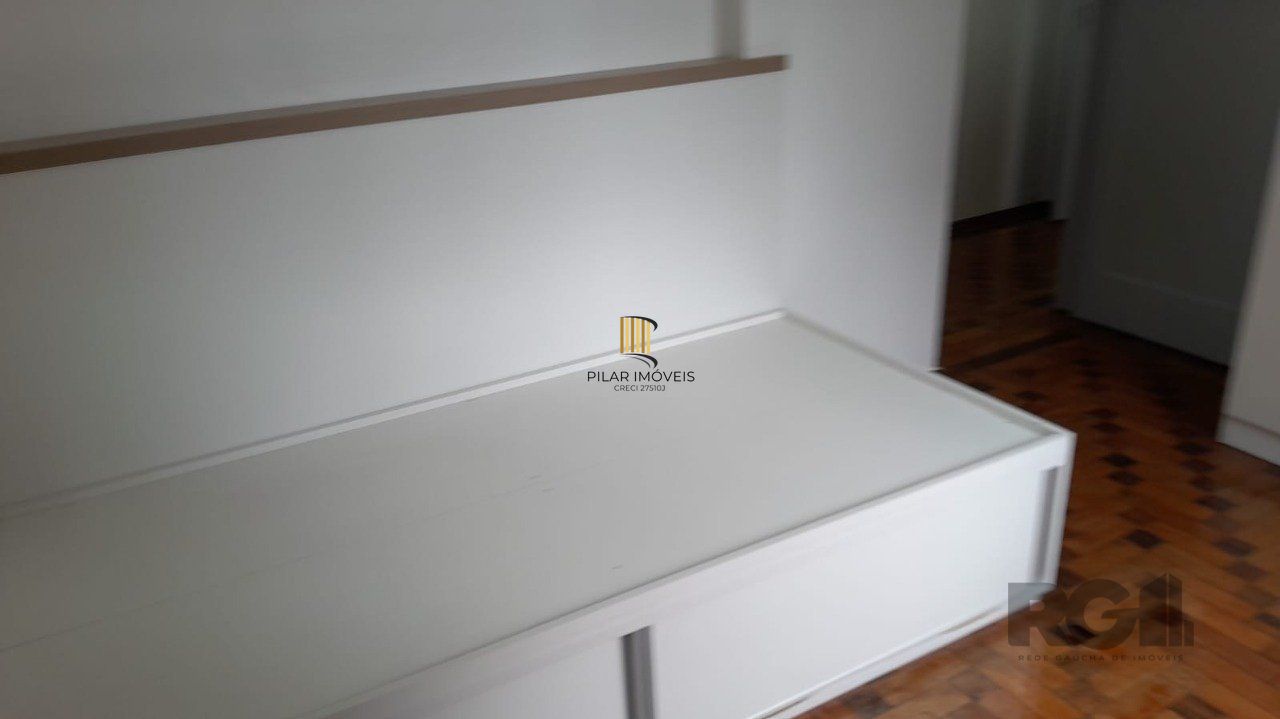 Apartamento,2 quartos,na Salgado Filho,fundos e silencioso